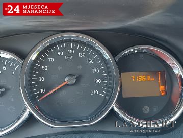 Dacia Duster 1.5 DCi,1vl.Servisna,71.360km,HR.auto,Reg.