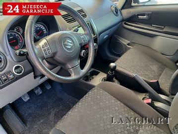 Suzuki SX4 1,6 GLX,4x4,Navi,Kamera,Kuka,Servis,Reg.do 04.05.2024