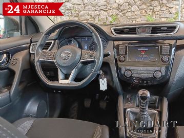 PRODANO!!  Nissan Qashqai 1,5 dCi, N-Connecta,Panorama-krov,Kamera,Garancija