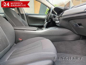 BMW serija 5 520d,Automatik,Virtual cockpit,1vlasnik,54.445km,Servisna,Garancija