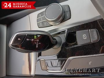 BMW serija 5 520d,Automatik,Virtual cockpit,1vlasnik,54.445km,Servisna,Garancija