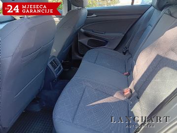 VW Golf 8 2,0 TDI,1vlasnik,26.537km,HR-auto,Tvornička garancija do 2027god.