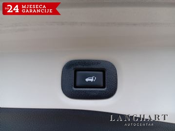 Nissan X-Trail 4WD 2,0 dCi X-Tronic,HR.auto,Servis,Garancija