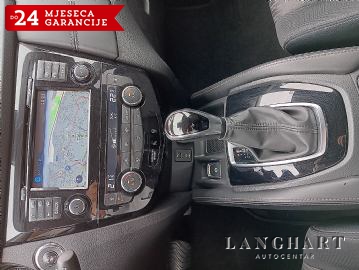 Nissan X-Trail 4WD 2,0 dCi X-Tronic,HR.auto,Servis,Garancija