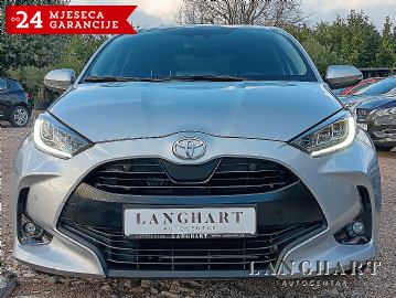 Toyota Yaris 1,5,1.vlasnik,Servisna,Tvornička Garancija još 7 god.Reg.do 09/2025