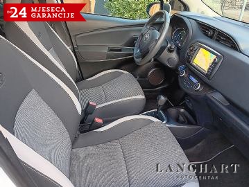 PRODANO!!  Toyota Yaris 1,5 Automatik,Hybrid,1vlasnik,HR-auto,Navi,Kamera,Reg.do 03/2026
