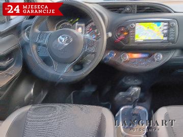 PRODANO!!  Toyota Yaris 1,5 Automatik,Hybrid,1vlasnik,HR-auto,Navi,Kamera,Reg.do 03/2026