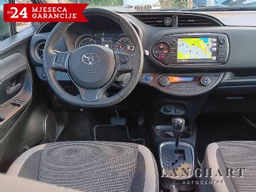 PRODANO!!  Toyota Yaris 1,5 Automatik,Hybrid,1vlasnik,HR-auto,Navi,Kamera,Reg.do 03/2026