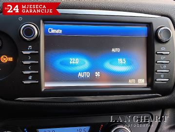 PRODANO!!  Toyota Yaris 1,5 Automatik,Hybrid,1vlasnik,HR-auto,Navi,Kamera,Reg.do 03/2026