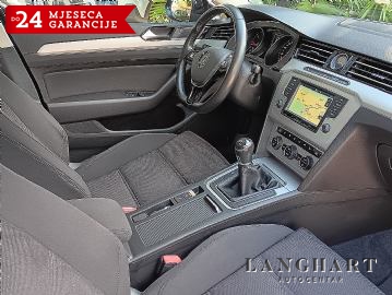 VW Passat Variant 2,0 TDI BMT,Navi,Servis