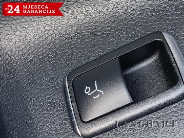 Mercedes-Benz GLA 200d,Automatik, 1vlasnik,HR-auto,50.041km,Reg.10/2025
