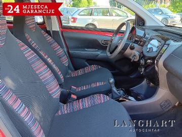 Citroën C1 1,0 VTi,52069 km,HR auto,Servisna,Garancija,Regdo 04/2026