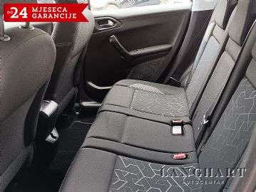 REZERVIRANO!!  Peugeot 2008 1.5 HDi,100ks,1vlasnik,88.557km,Garancija