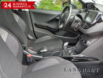 REZERVIRANO!!  Peugeot 2008 1.5 HDi,100ks,1vlasnik,88.557km,Garancija