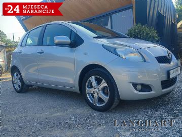 Toyota Yaris 1,33 VVT-i,HR-auto,1.vlasnik,Servisna