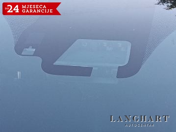 Toyota Yaris Hybrid 1,5 VVT-i automatik,1vlasnik,HR vozilo,Reg.06/2026