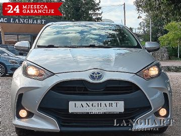 Toyota Yaris 1,5 hybrid,Automatik,1vlasnik,Navi,Kamera,Garancija