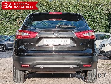 Nissan Qashqai 1,5 dCi,Kamera,Navigacija,Servisna
