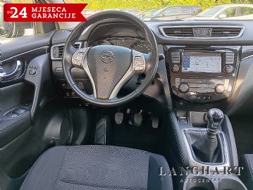 Nissan Qashqai 1,5 dCi,Kamera,Navigacija,Servisna