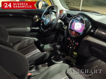 MINI Cooper Cooper SD 170ks,Navi,Kamera,Reg.do 25.11.2026