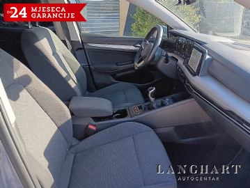 PRODANO!!  VW Golf 8 2,0 TDI, Navi, Servisna, Reg.do 10/2026 ,LEASING BEZ UČEŠĆA