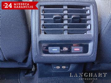 PRODANO!!  VW Golf 8 2,0 TDI, Navi, Servisna, Reg.do 10/2026 ,LEASING BEZ UČEŠĆA