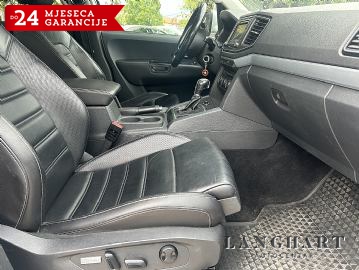 VW Amarok 3.0 V6,4Motion,Automatik,Servisna