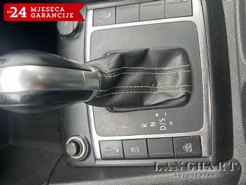 VW Amarok 3.0 V6,4Motion,Automatik,Servisna