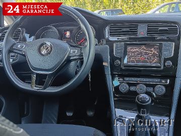 VW Golf 7 2,0 TDI,R-Line,150ks,Navi,Servis,Reg.06/2027